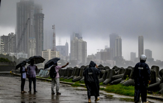 Mumbai, Nearby Districts See Heavy Rainfall